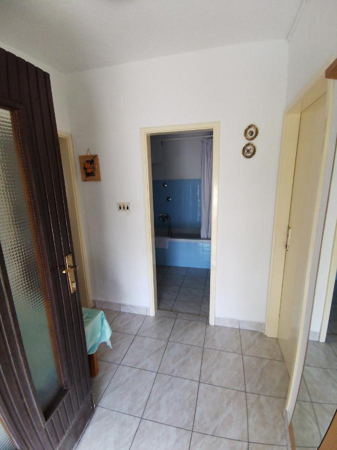 Room Dobrenka Hvar Exterior photo
