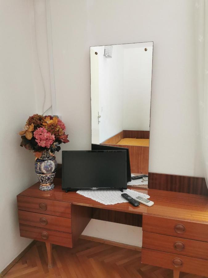 Room Dobrenka Hvar Exterior photo